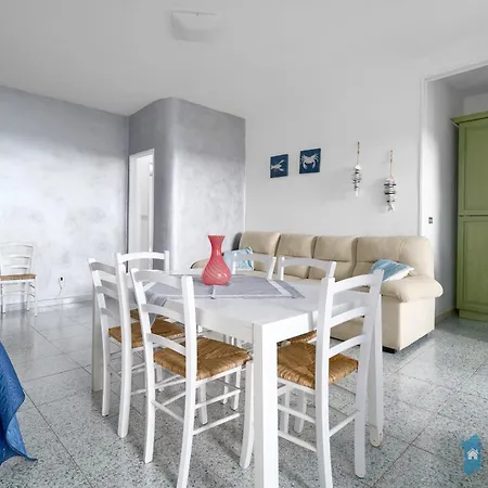 Trilo 350m Dalla Vista Mare Budoniaffitti Tatil Evi
